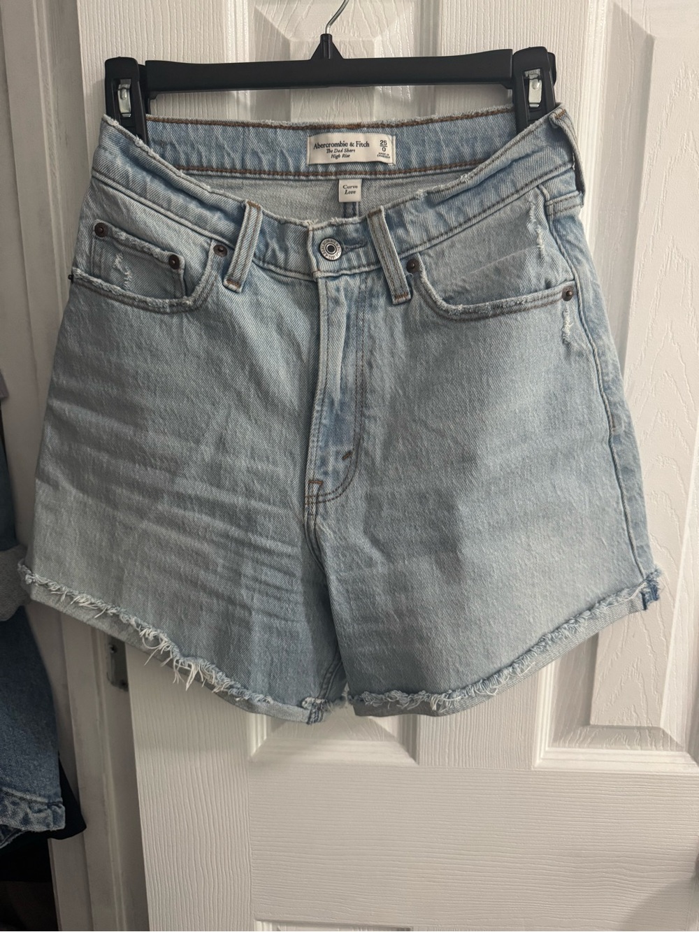 Abercrombie and Fitch The Dad Short High Curve Love Rise Size 25